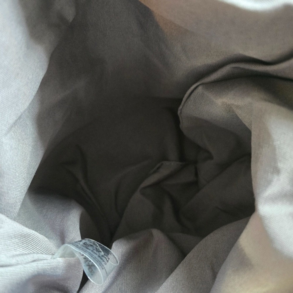 Prada Beaute Charcoal faux fur tote - Picture 3 of 3